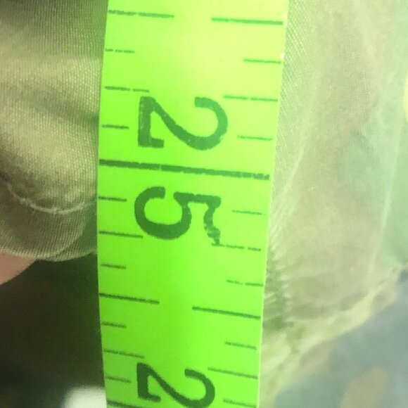 Womens Green Camoflauge Long Sleeve Shirt. XXL - Picture 5 of 7